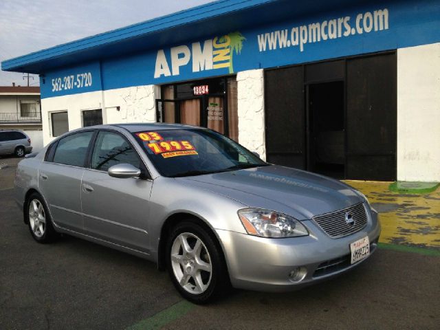 2003 Nissan Altima LE