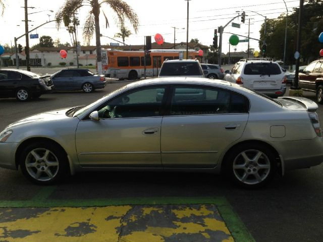 2003 Nissan Altima LE