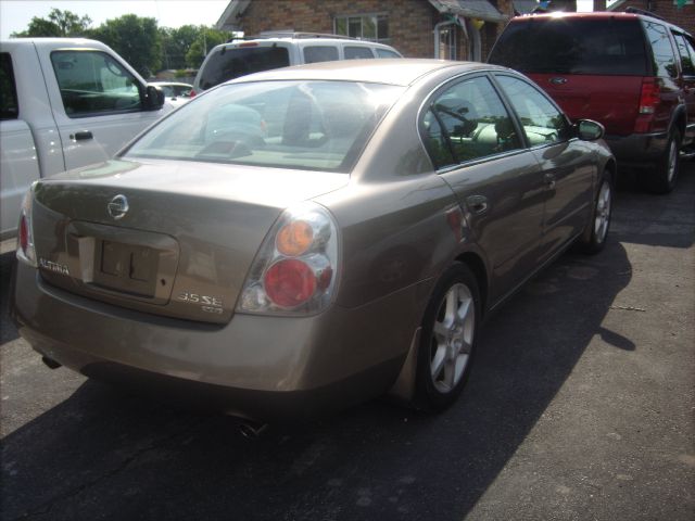 2003 Nissan Altima LE