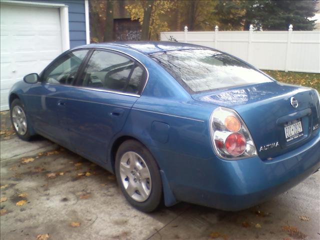 2003 Nissan Altima Unknown