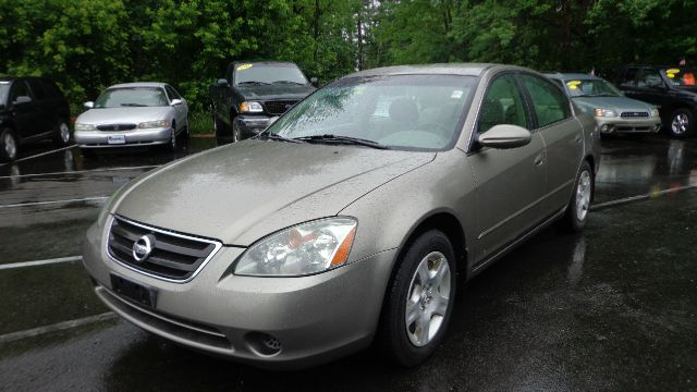 2004 Nissan Altima Pickupslt Quad Cab SWB 4WD 4x4 Truck