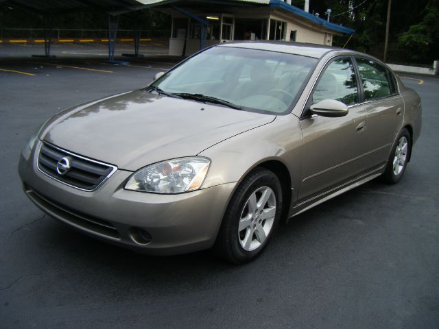 2004 Nissan Altima Pickupslt Quad Cab SWB 4WD 4x4 Truck