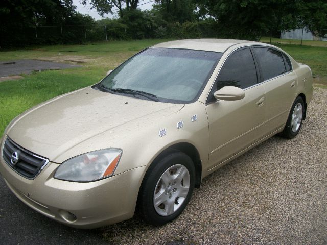 2004 Nissan Altima Pickupslt Quad Cab SWB 4WD 4x4 Truck