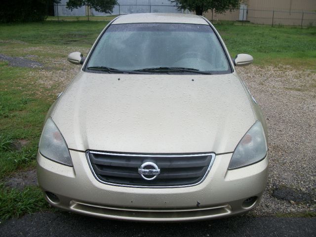 2004 Nissan Altima Pickupslt Quad Cab SWB 4WD 4x4 Truck