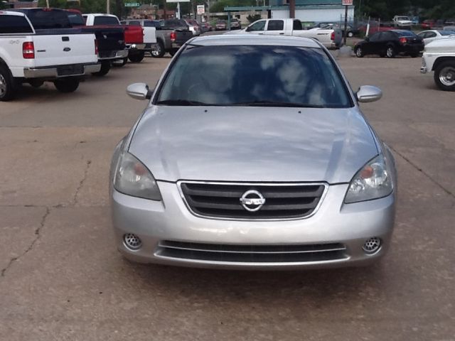 2004 Nissan Altima SLT Quad Cab 2WD