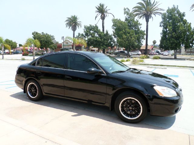 2004 Nissan Altima GS-R