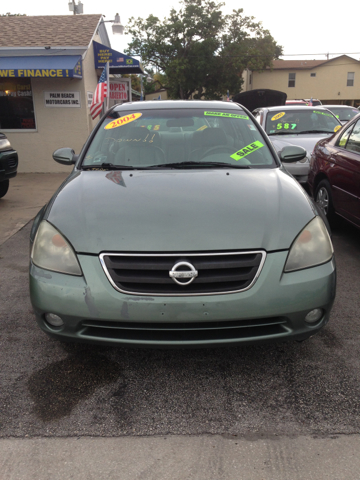 2004 Nissan Altima LE