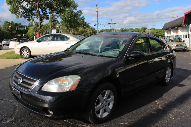 2004 Nissan Altima Pickupslt Quad Cab SWB 4WD 4x4 Truck