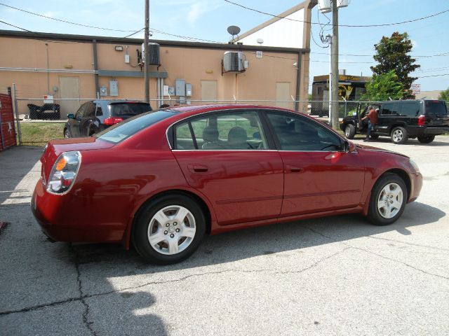 2004 Nissan Altima Pickupslt Quad Cab SWB 4WD 4x4 Truck