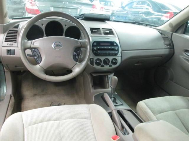 2004 Nissan Altima Pickupslt Quad Cab SWB 4WD 4x4 Truck