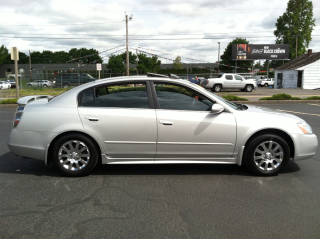 2004 Nissan Altima SLT Quad Cab 2WD