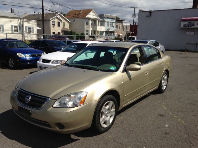 2004 Nissan Altima Sl500 W/navigation / Keyless GO Convertible