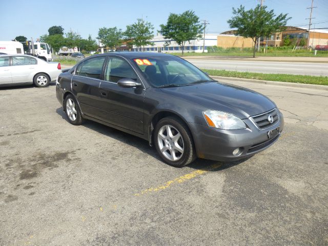 2004 Nissan Altima LE