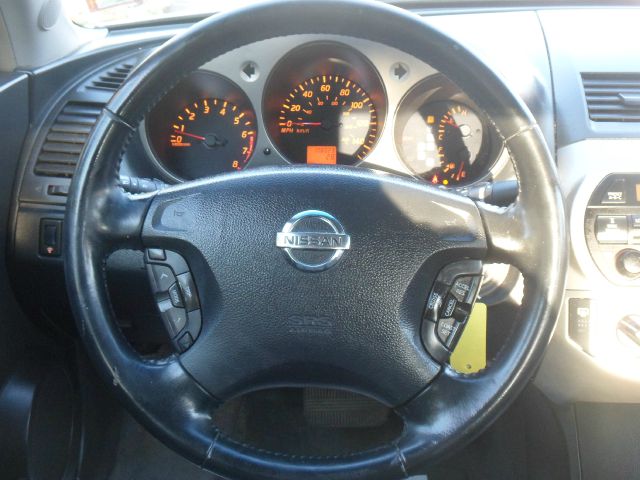 2004 Nissan Altima SLT Quad Cab 2WD