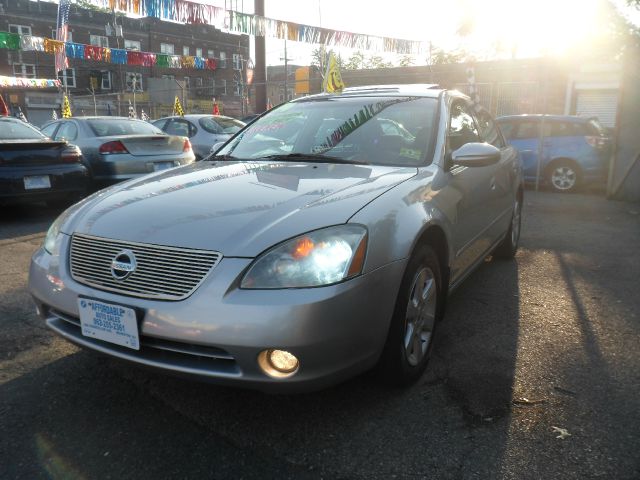 2004 Nissan Altima SLT Quad Cab 2WD