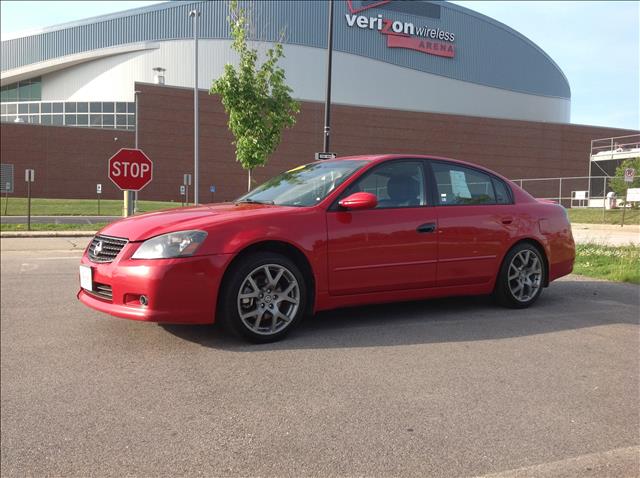 2005 Nissan Altima Crew Cab Standard Box 4-wheel Drive SLE