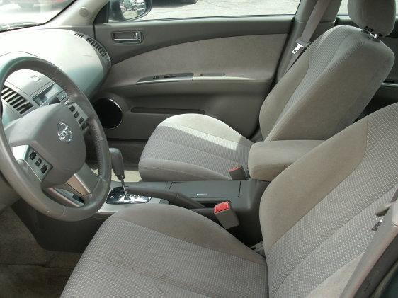 2005 Nissan Altima Unknown