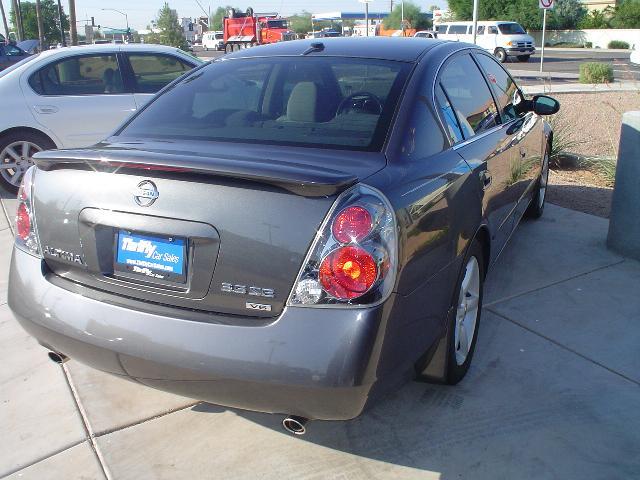 2005 Nissan Altima Front-wheel Drive LS SUV