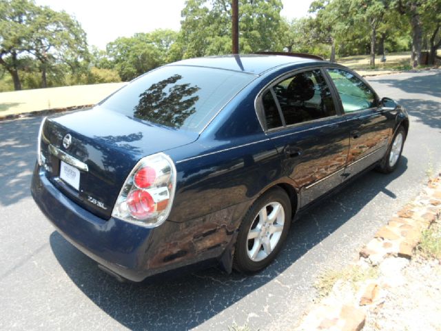 2005 Nissan Altima SLT Quad Cab 2WD