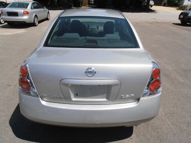 2005 Nissan Altima Pickupslt Quad Cab SWB 4WD 4x4 Truck