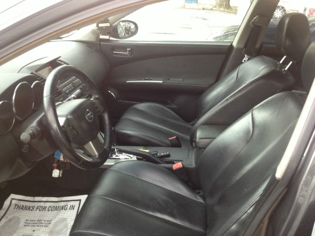 2005 Nissan Altima ST Pickup 4D 5 1/2 Ft