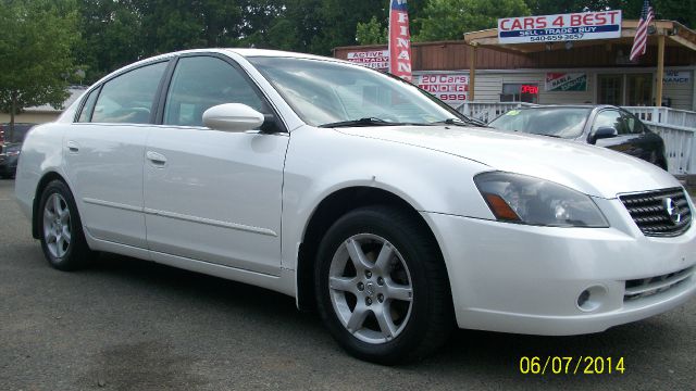 2005 Nissan Altima Pickupslt Quad Cab SWB 4WD 4x4 Truck