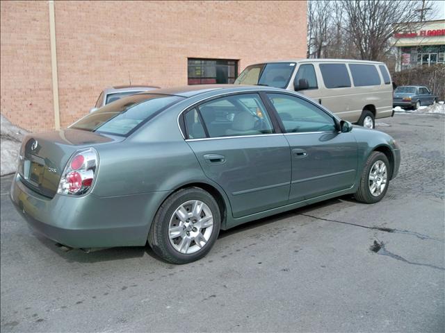 2005 Nissan Altima EX