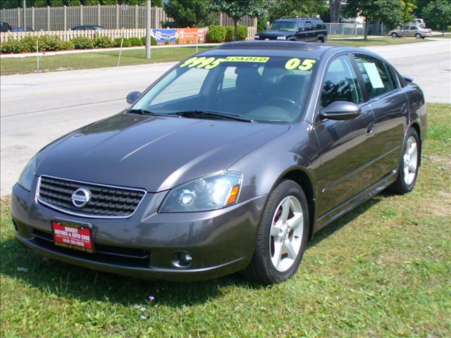 2005 Nissan Altima LE