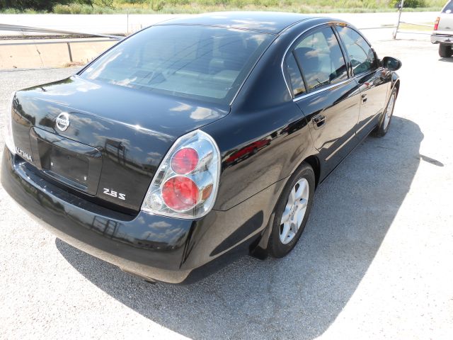 2005 Nissan Altima Pickupslt Quad Cab SWB 4WD 4x4 Truck