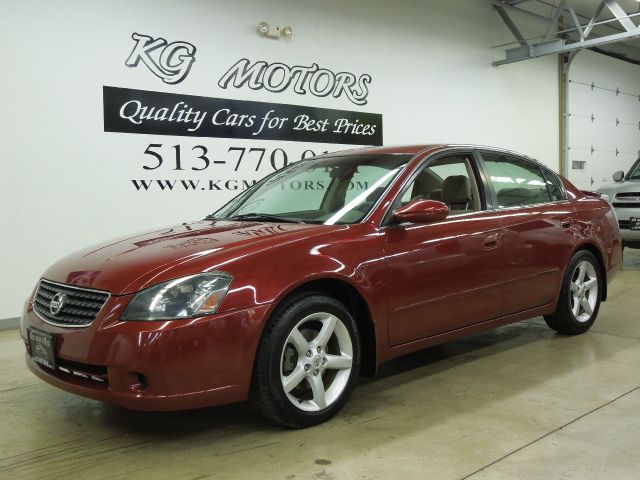 2005 Nissan Altima ST Pickup 4D 5 1/2 Ft