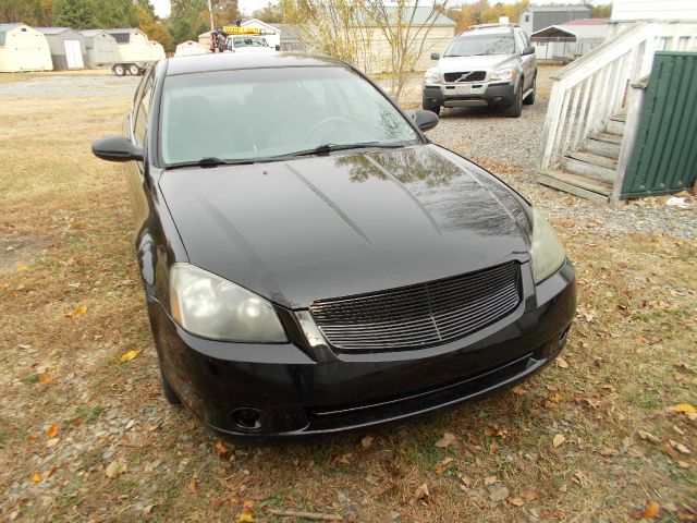 2005 Nissan Altima Pickupslt Quad Cab SWB 4WD 4x4 Truck