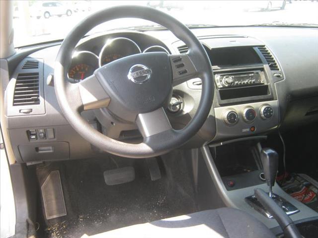 2005 Nissan Altima Ls,reg Cab,stepside