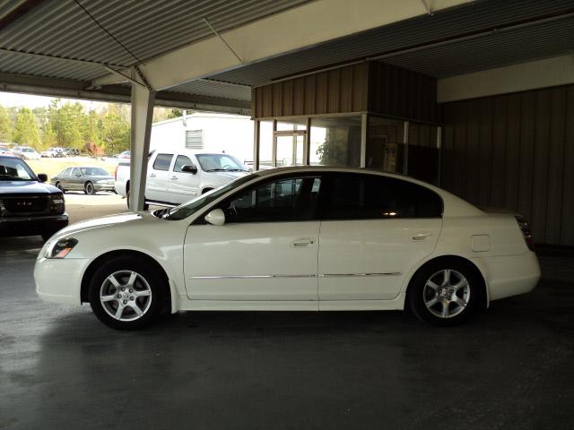 2005 Nissan Altima LS S