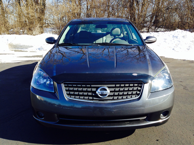 2005 Nissan Altima XR