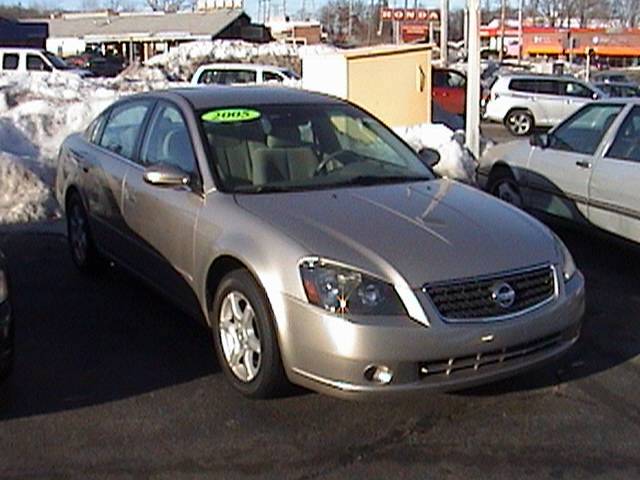 2005 Nissan Altima Pickupslt Quad Cab SWB 4WD 4x4 Truck