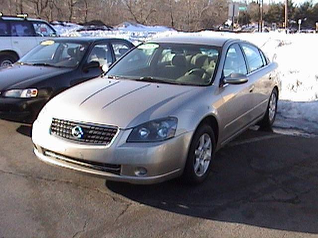 2005 Nissan Altima Pickupslt Quad Cab SWB 4WD 4x4 Truck