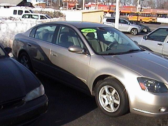 2005 Nissan Altima Pickupslt Quad Cab SWB 4WD 4x4 Truck