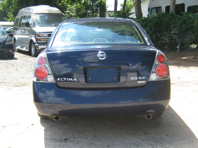 2005 Nissan Altima LE