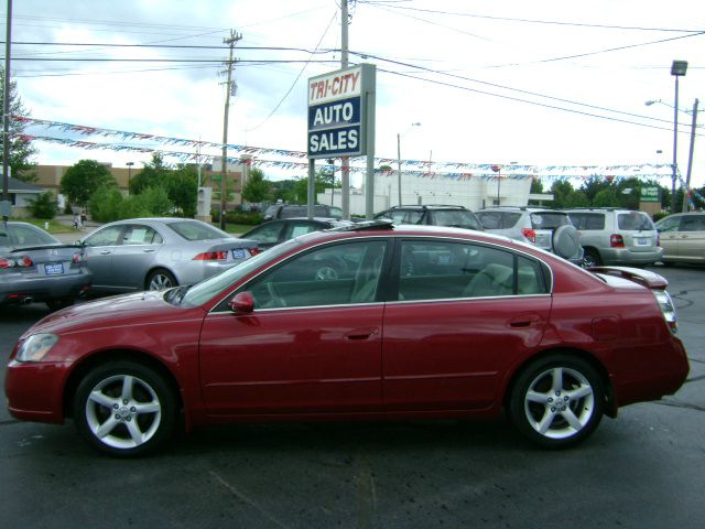 2005 Nissan Altima LE