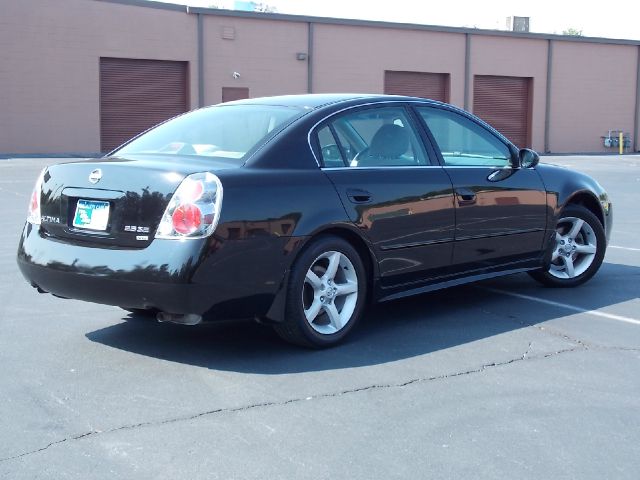 2005 Nissan Altima LE