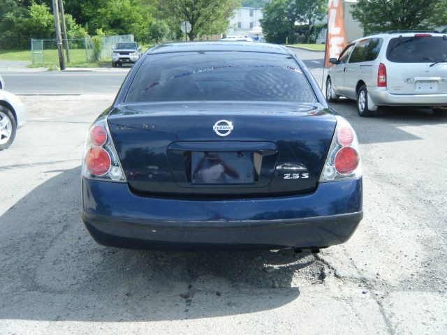 2005 Nissan Altima Pickupslt Quad Cab SWB 4WD 4x4 Truck