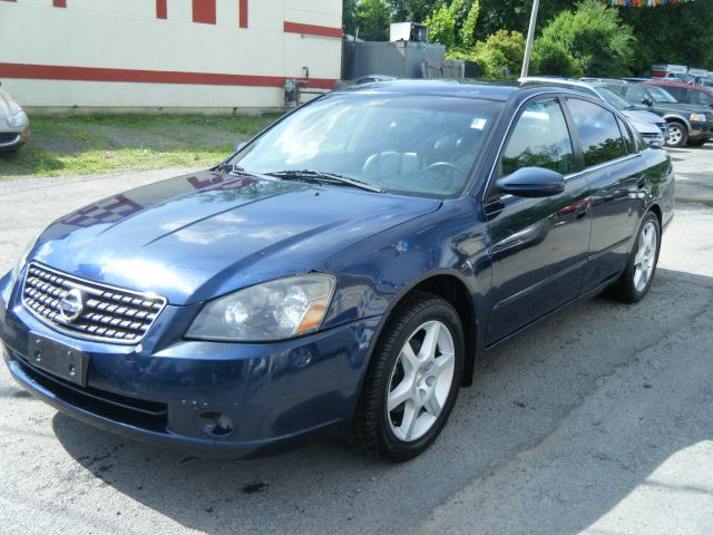 2005 Nissan Altima Pickupslt Quad Cab SWB 4WD 4x4 Truck