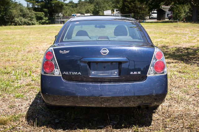 2005 Nissan Altima Pickupslt Quad Cab SWB 4WD 4x4 Truck