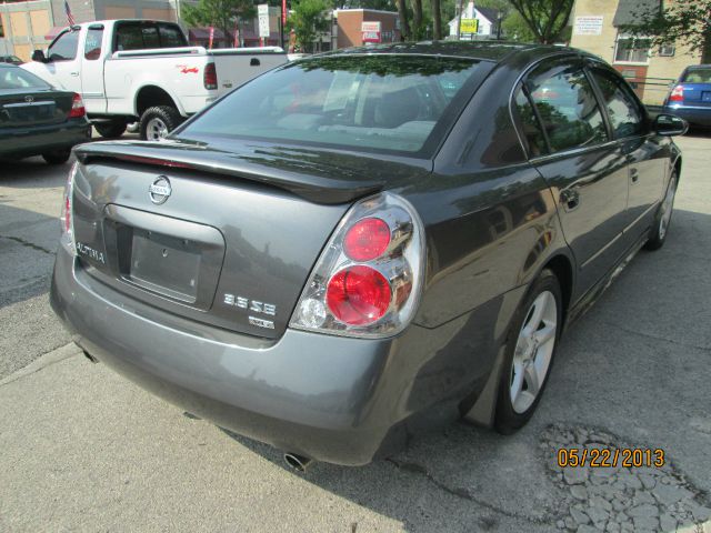 2005 Nissan Altima LE