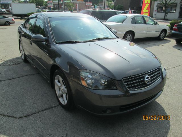 2005 Nissan Altima LE