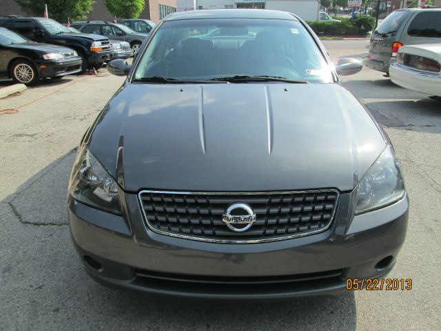 2005 Nissan Altima LE