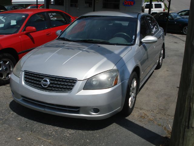 2005 Nissan Altima XR