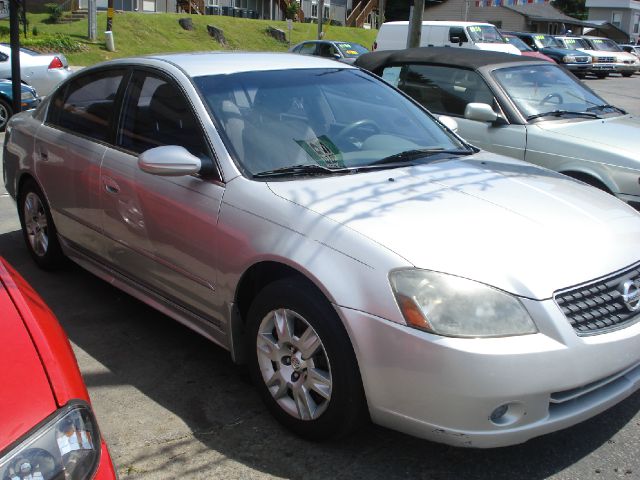 2005 Nissan Altima XR