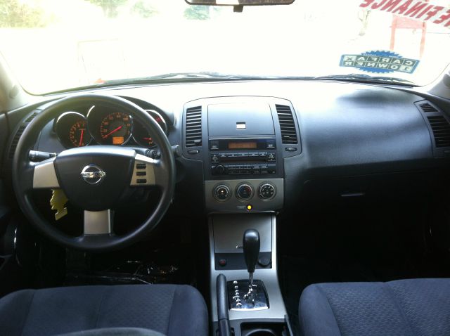 2005 Nissan Altima Pickupslt Quad Cab SWB 4WD 4x4 Truck