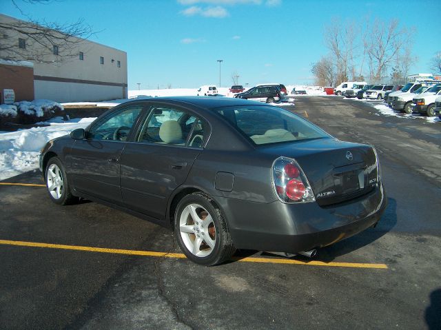 2005 Nissan Altima LE